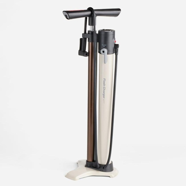 Trek TLR Flash Charger Tubeless Digital Golvpump