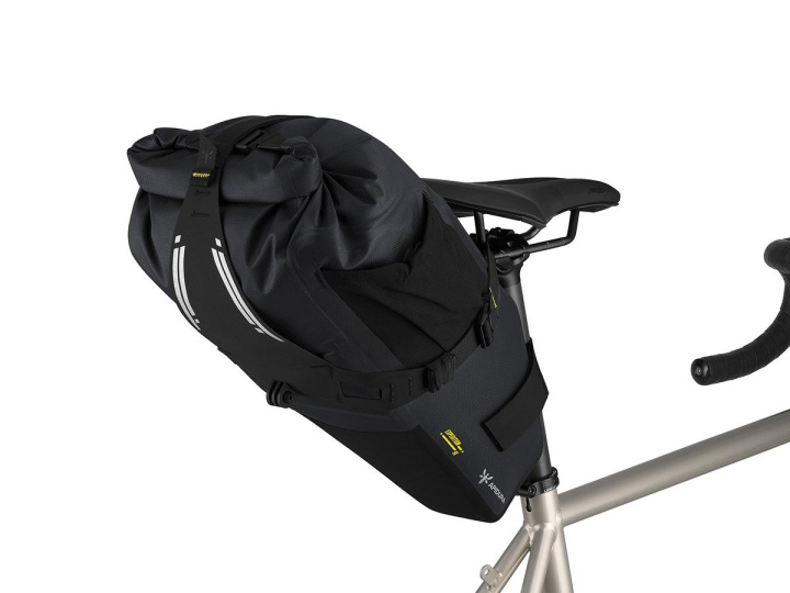 Apidura Expedition Saddle Pack 9L Sadelväska Black i gruppen Tillbehör / Väskor / Bikepacking hos CykelCity (55491)