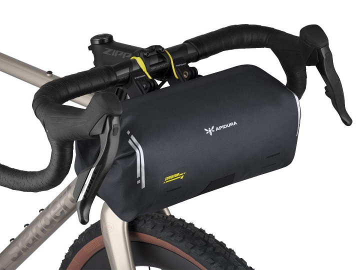 Apidura Expedition Handlebar Pack 9l Styrväska Black i gruppen Tillbehör / Väskor / Styrväskor hos CykelCity (55496)
